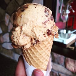 Gelato Messina - Richmond - (Special of the day) Toasted Milk Gelato with Oreo and Dulce de Leche