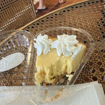 Kermit’s Key Lime Pie shop - Key lime pie - Bakeries Near Me - St Augustine, Florida Kermit’s Key Lime Pie shop - Key lime pie - Bakeries Near Me - St Augustine, Florida