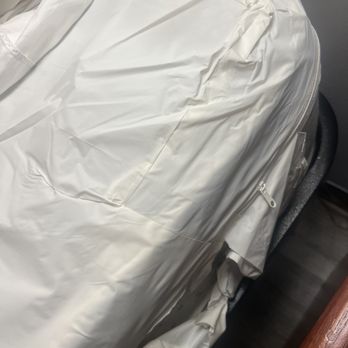 Springfield Inn - Mattress cover. - Hotels Near Me - Springfield, Kentucky Springfield Inn - Mattress cover. - Hotels Near Me - Springfield, Kentucky