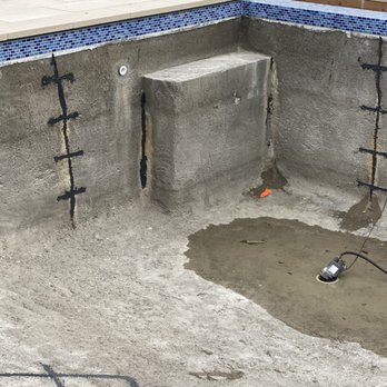 Danna Pools - Damage pool - Pool & Hot Tub Service Near Me - Franklin Park, Illinois
