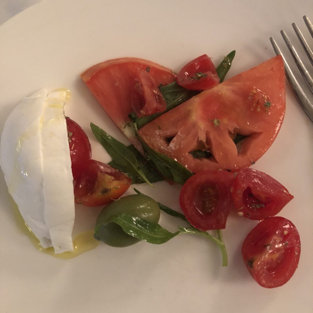 Villaverde - Caprese! - Italian Near Me - Capri, NA Villaverde - Caprese! - Italian Near Me - Capri, NA