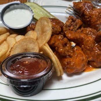 Coleman's Authentic Irish Pub - Buffalo fingers - Pubs Near Me - Syracuse, New York