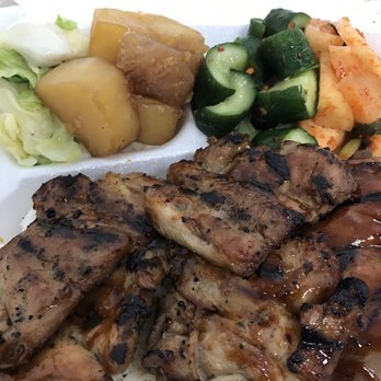 Mama Woo's BBQ - Korean Near Me - Honolulu, Hawaii