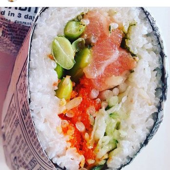 Sukata - Salmón, edamame, tobiko y pepino.. Mmmmm - Sushi Bars Near Me - Palma, PM