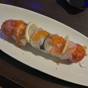 Ryoko's - Rainbow roll - Sushi Bars Near Me - San Francisco, California