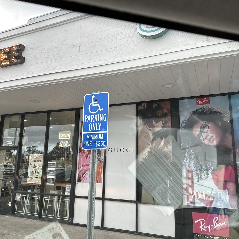 Handicap sign