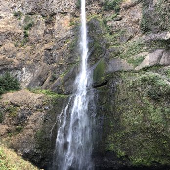 Multnomah Falls - Upper Falls from the bridge - Hiking Near Me - Bridal Veil, Oregon Multnomah Falls - Upper Falls from the bridge - Hiking Near Me - Bridal Veil, Oregon