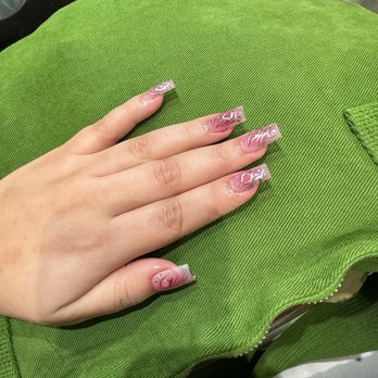 MOI Nails Studio - Nail Salons Near Me - Los Angeles, California