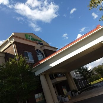 Holiday Inn Express - Hotels Near Me - Pembroke, North Carolina Holiday Inn Express - Hotels Near Me - Pembroke, North Carolina