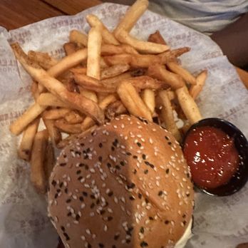 Miller's Ale House - BACON CHEESEBURGER* - American Near Me - Miami, Florida