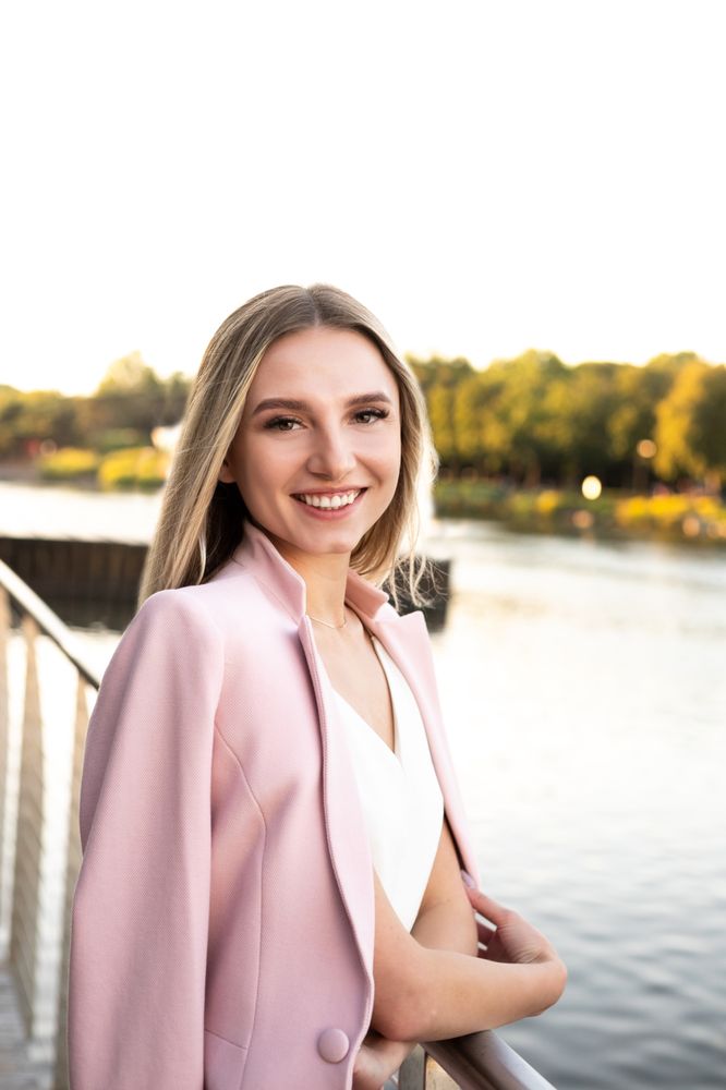 ANDREA A. PHOTOGRAPHY 20 Photos Session Photography 9408 Merust