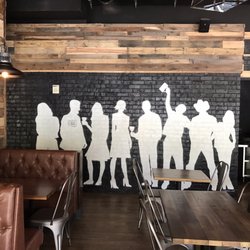 Hobnob Neighborhood Tavern