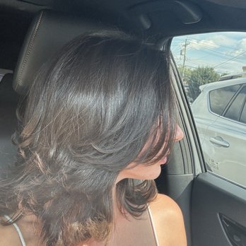 Lola Bella Salone - Haircut + Blowout - Hair Salons Near Me - Scarsdale, New York