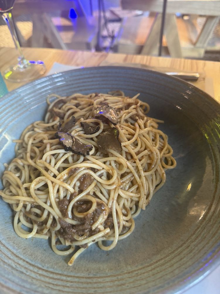 La Mafia se sienta a la Mesa