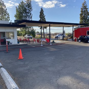 Olsen Run Winery - Burgers Near Me - Harrisburg, Oregon Olsen Run Winery - Burgers Near Me - Harrisburg, Oregon