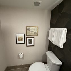 The Grove Hotel - Bathroom