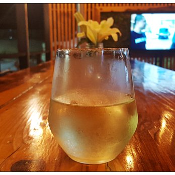 Brew Kitchen Bar - White wine - Gastropubs Near Me - Monterey Park, California Brew Kitchen Bar - White wine - Gastropubs Near Me - Monterey Park, California