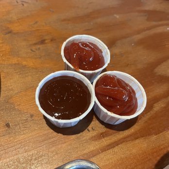 Hopdoddy Burger Bar - Bottled Chipotle Ketchup and regular ketchup - Burgers Near Me - Webster, Texas Hopdoddy Burger Bar - Bottled Chipotle Ketchup and regular ketchup - Burgers Near Me - Webster, Texas