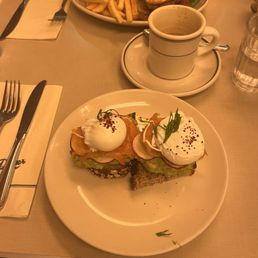 Smashed Avocado Toast