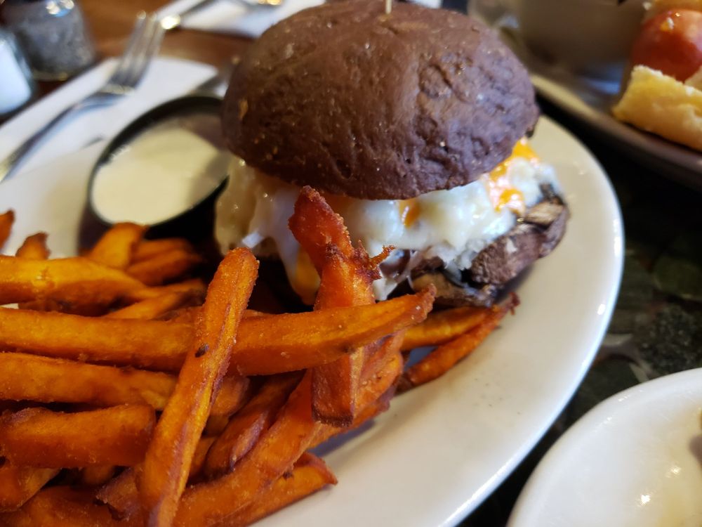 STONES PUB AND EATERY 48 Photos & 142 Reviews Pubs 242 Main St