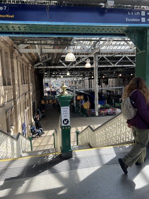 Edinburgh Waverley by null