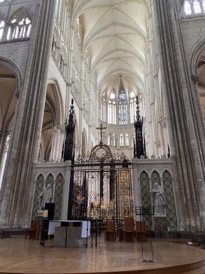 Cathédrale Notre-Dame d'Amiens by null