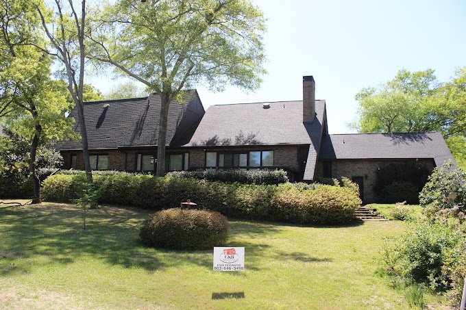 Slide of C&B Roofing