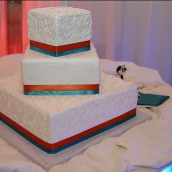 Delicious Bakery - Cupcakes Near Me - Northridge, California Delicious Bakery - Cupcakes Near Me - Northridge, California