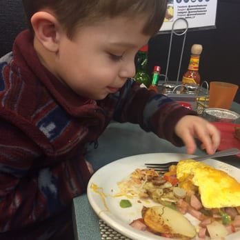 Jamms Restaurant - My picky toddler loves the Denver omelette - Breakfast & Brunch Near Me - Las Vegas, Nevada Jamms Restaurant - My picky toddler loves the Denver omelette - Breakfast & Brunch Near Me - Las Vegas, Nevada