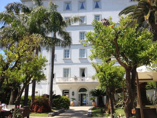 Hotel Mediterraneo Sorrento by null