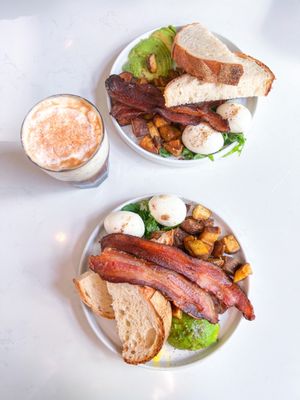 Mr West Cafe Bar by null