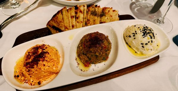 Kellari Taverna by null