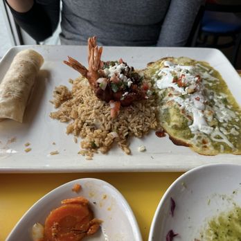 Vida Mariscos - Plato Bom Bom - Seafood Near Me - Katy, Texas