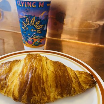 Flying M Coffee Lakeside - Bakeries Near Me - McCall, Idaho