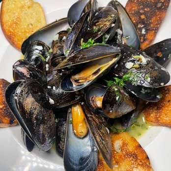 Monica's Trattoria - Mussels - Italian Near Me - Boston, Massachusetts