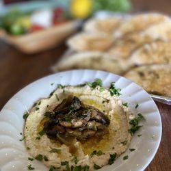 Mi Va Mi Kauai - Middle Eastern Cuisine