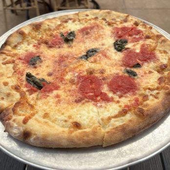 Pizzeria Da Gloria - Margherita Pizza - Pizza Near Me - St. Louis, Missouri Pizzeria Da Gloria - Margherita Pizza - Pizza Near Me - St. Louis, Missouri
