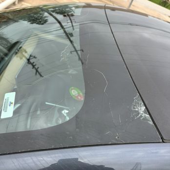 Sterling Auto Collision - Cracked windshield and moon roof - Body Shops Near Me - Dripping Springs, Texas Sterling Auto Collision - Cracked windshield and moon roof - Body Shops Near Me - Dripping Springs, Texas