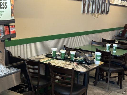 Wingstop by null