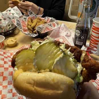 Howlin' Ray's - The sandi- extra pickles. - Southern Near Me - Pasadena, California Howlin' Ray's - The sandi- extra pickles. - Southern Near Me - Pasadena, California