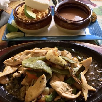 La Candelaria - Fantastic fajita with the fixings - Mexican Near Me - Bergenfield, New Jersey La Candelaria - Fantastic fajita with the fixings - Mexican Near Me - Bergenfield, New Jersey