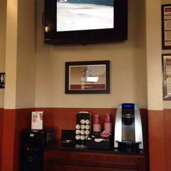 Jiffy Lube - Their lobby is perfect too - no clutter, but just got Starbucks, Keurig machine, wifi and a nice tv while you wait! - Auto Repair Near Me - Hayward, California