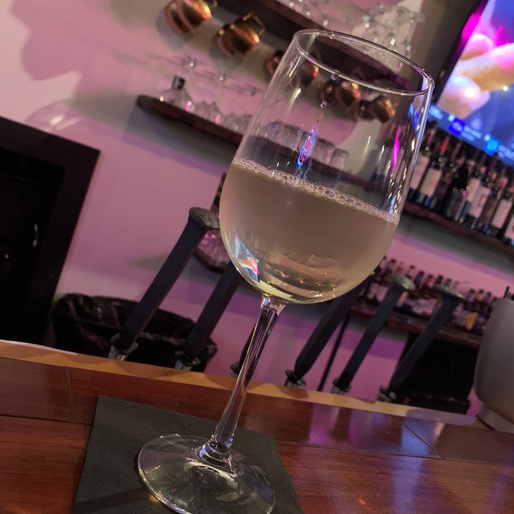 Wine on Third Restaurant and Bar - Faulkner Moscato - Wine Bars Near Me - Niagara Falls, New York Wine on Third Restaurant and Bar - Faulkner Moscato - Wine Bars Near Me - Niagara Falls, New York