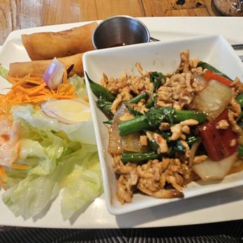 Rice Barn Thai Eatery & Wine Bar - Basil Chopped Chicken - Wine Bars Near Me - Vacaville, California