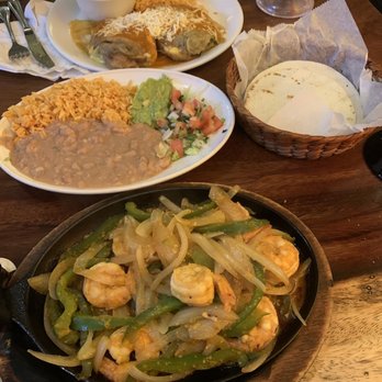 Hacienda - Shrimp Fajitas - Mexican Near Me - Paterson, New Jersey