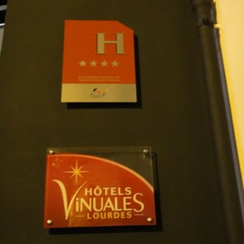 Hôtel Panorama - Hotel - Restaurants Near Me - Lourdes, 65