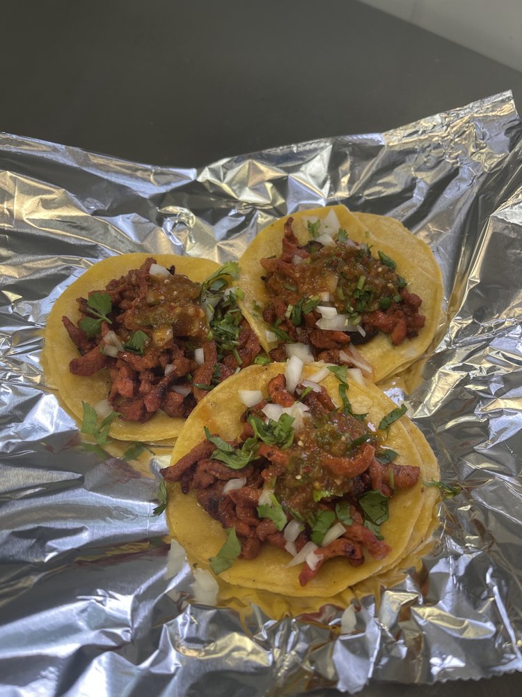Los Carnales Mexican Food