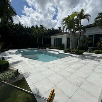 Great Pavers - Remodeling pool (porcelain) - Masonry/Concrete Near Me - Pompano Beach, Florida