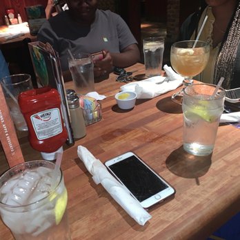 Cheddar's Scratch Kitchen - Been here since 8 and haven't received anything but drinks. - American Near Me - Midwest City, Oklahoma Cheddar's Scratch Kitchen - Been here since 8 and haven't received anything but drinks. - American Near Me - Midwest City, Oklahoma