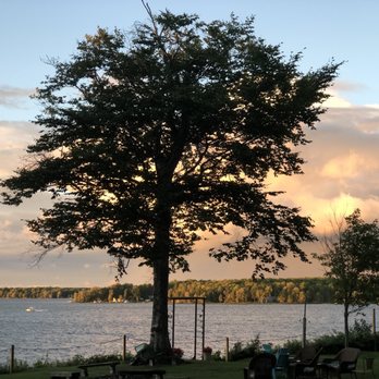 Chamberlin's Ole Forest Inn - Sunset view - Bed & Breakfast Near Me - Curtis, Michigan